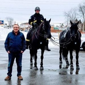 Meet your Posher, Samir